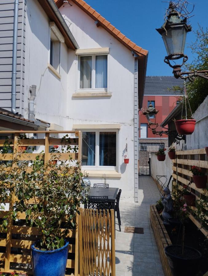 Hotel Charmante Dependance 10 Mn A Pieds Plage, Commerces Berck Esterno foto